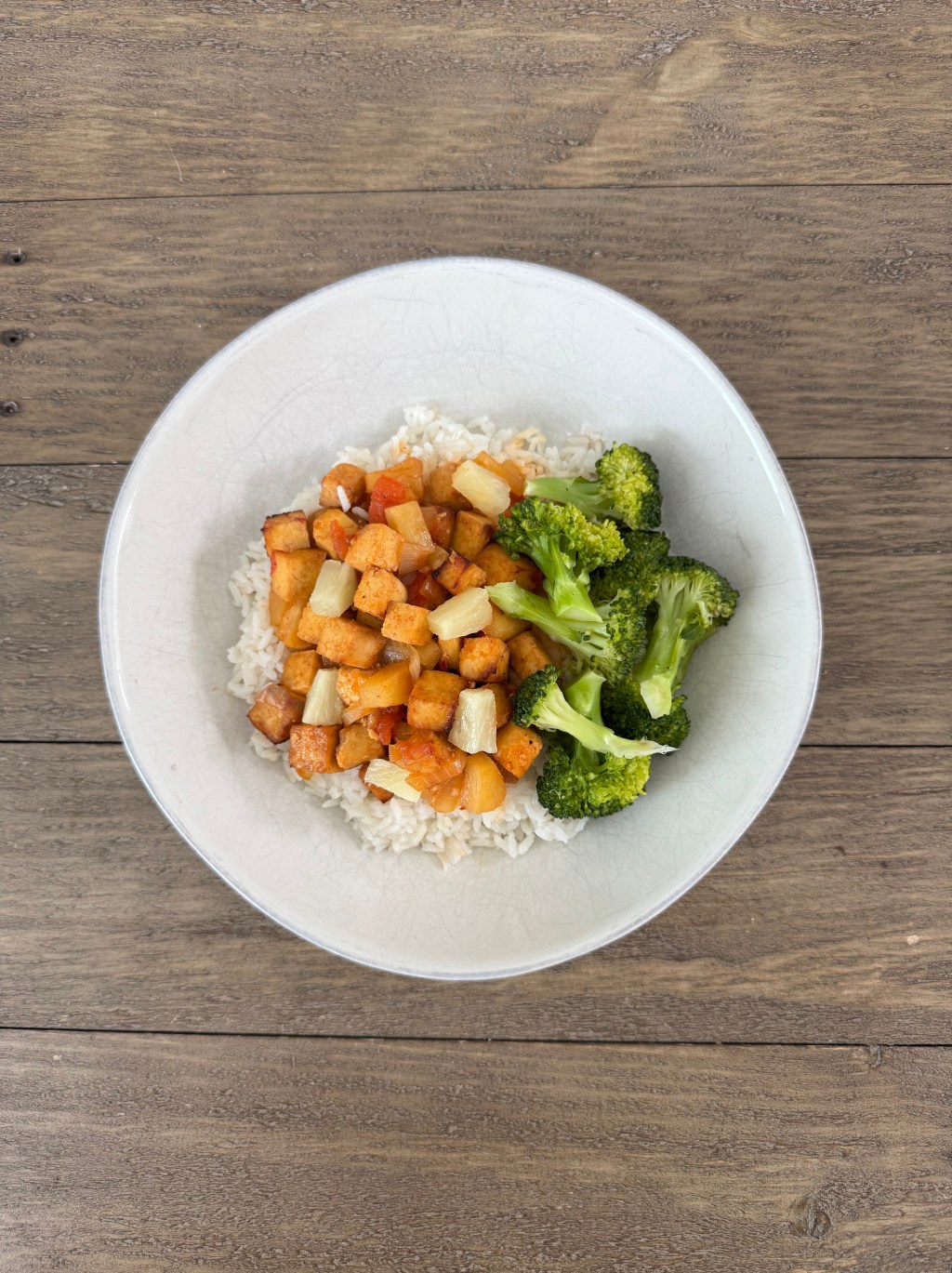 Sweet and Sour Pineapple-Glazed Tofu with&nbsp;Broccoli